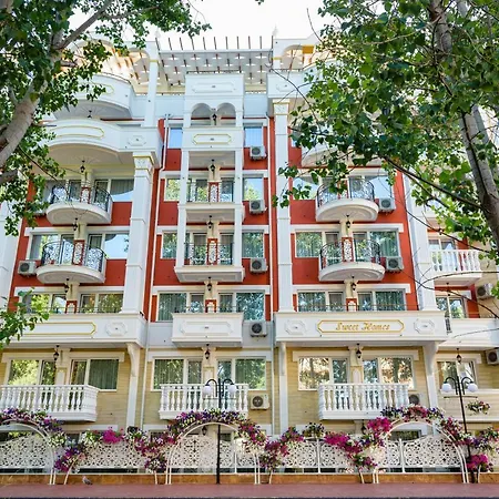 Sweet Homes 6 Apartman Napospart