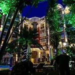 Sweet Homes 6 Апартаменты *