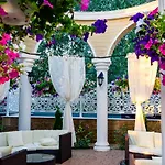Sweet Homes 6 Апартаменты *