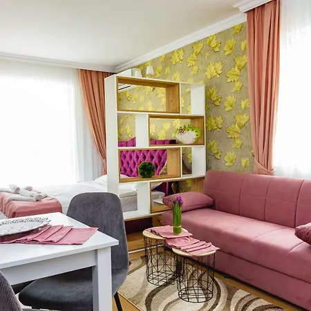 Sweet Homes 6